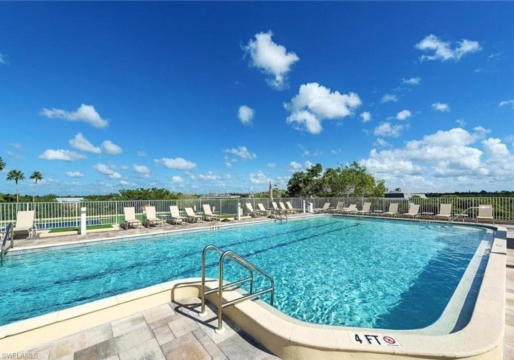 410 Bayfront Pl 2206, Naples, FL 34102-24