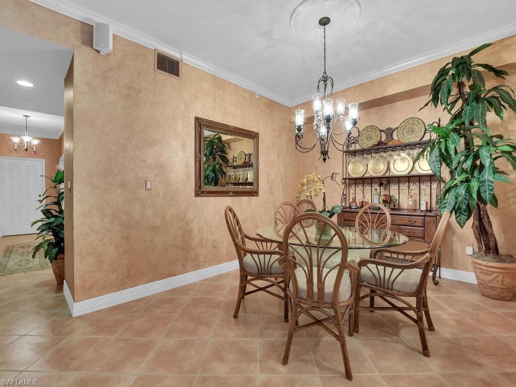 410 Bayfront Pl 2206, Naples, FL 34102-8