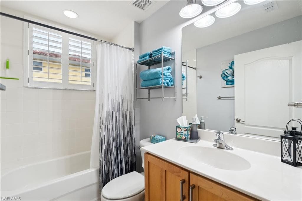 6816 Sterling Greens Pl 1301, Naples, FL 34104-50