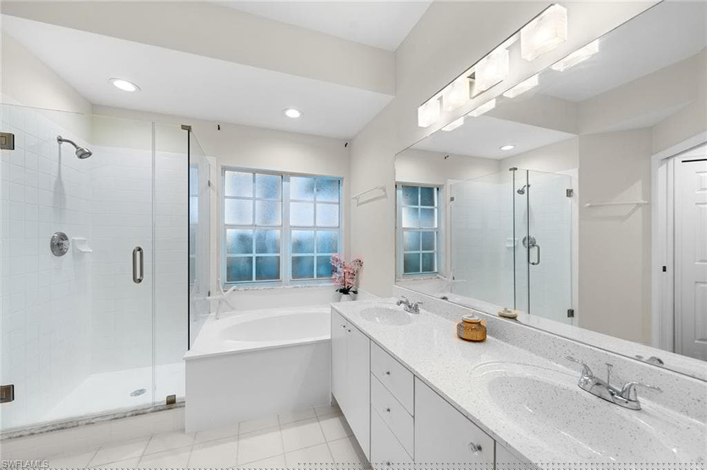 6835 San Marino Dr 809a, Naples, FL 34108-15