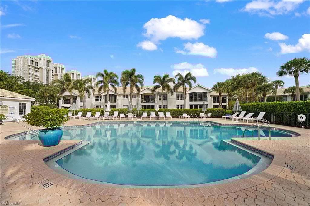 6835 San Marino Dr 809a, Naples, FL 34108-21