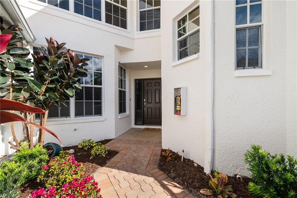 6835 San Marino Dr 809a, Naples, FL 34108-4