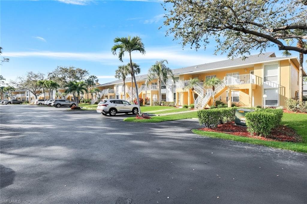 1210 Yesica Ann Cir C104, Naples, FL 34110-27