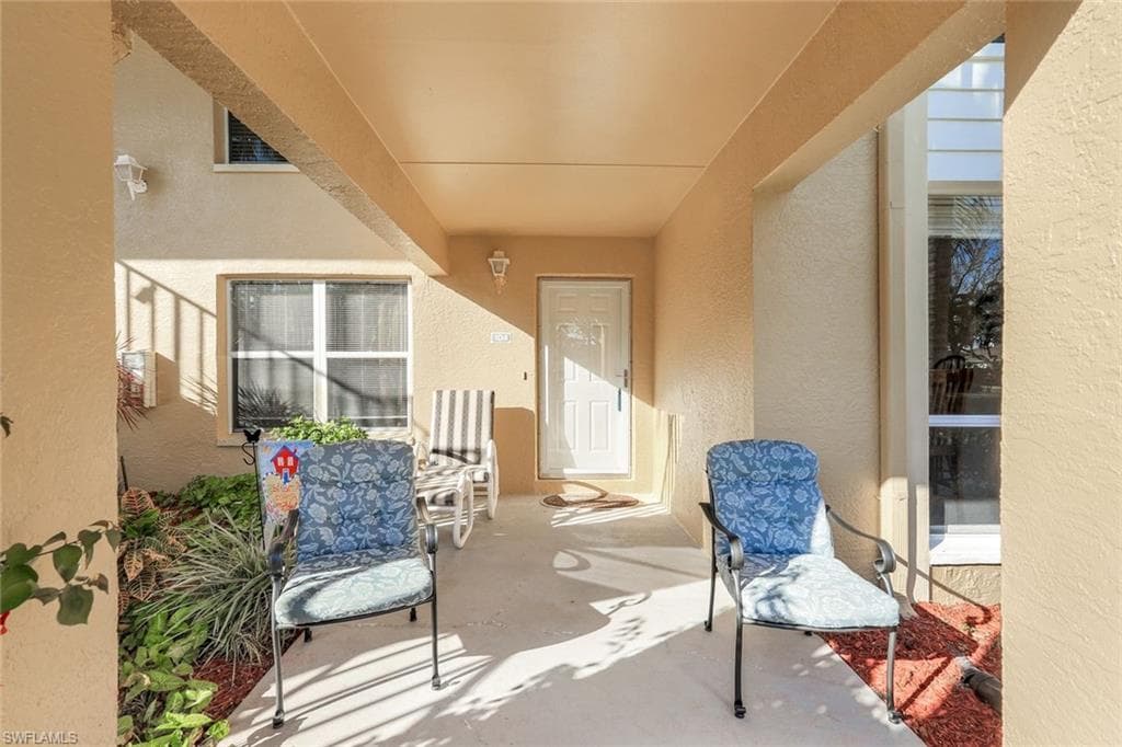 1210 Yesica Ann Cir C104, Naples, FL 34110-4