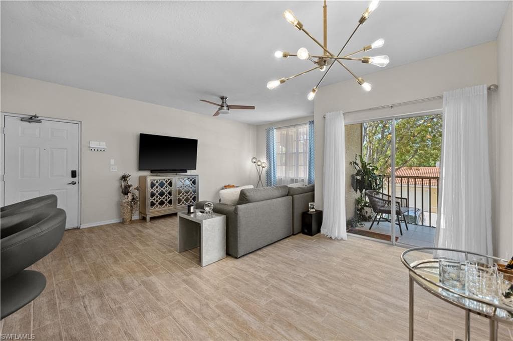 4720 Saint Croix Ln 128, Naples, FL 34109-4
