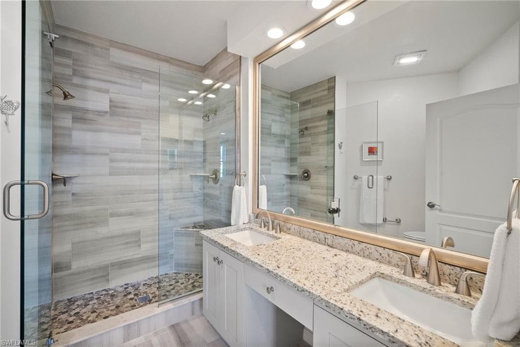 8355 Excalibur Cir L3, Naples, FL 34108-15