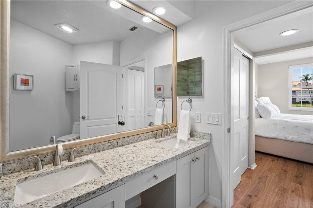 8355 Excalibur Cir L3, Naples, FL 34108-16