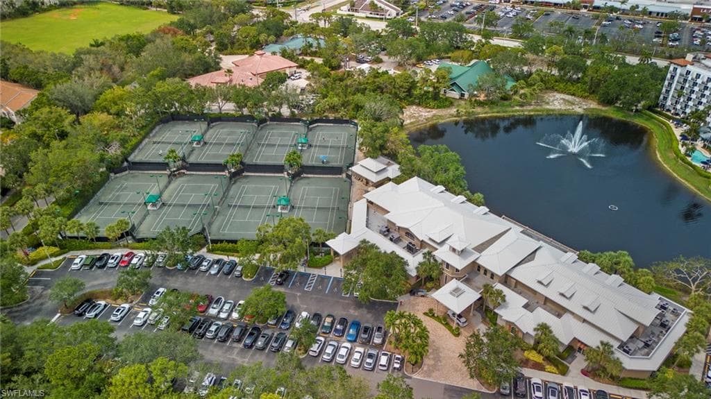 8355 Excalibur Cir L3, Naples, FL 34108-31