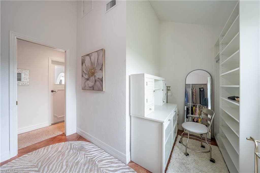 132 Palmetto Dunes Cir, Naples, FL 34113-19