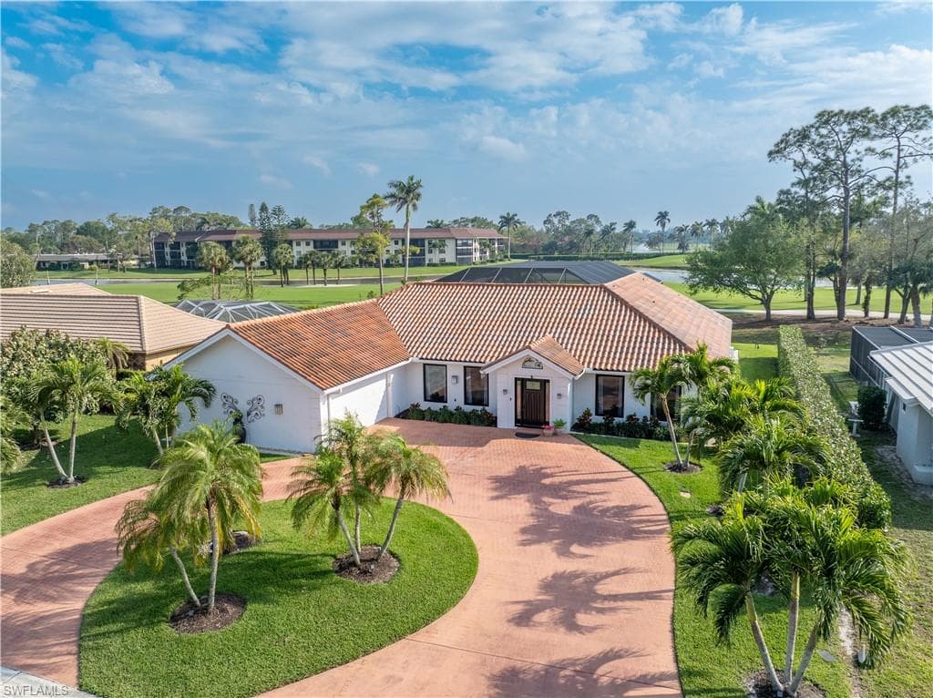 132 Palmetto Dunes Cir, Naples, FL 34113-2