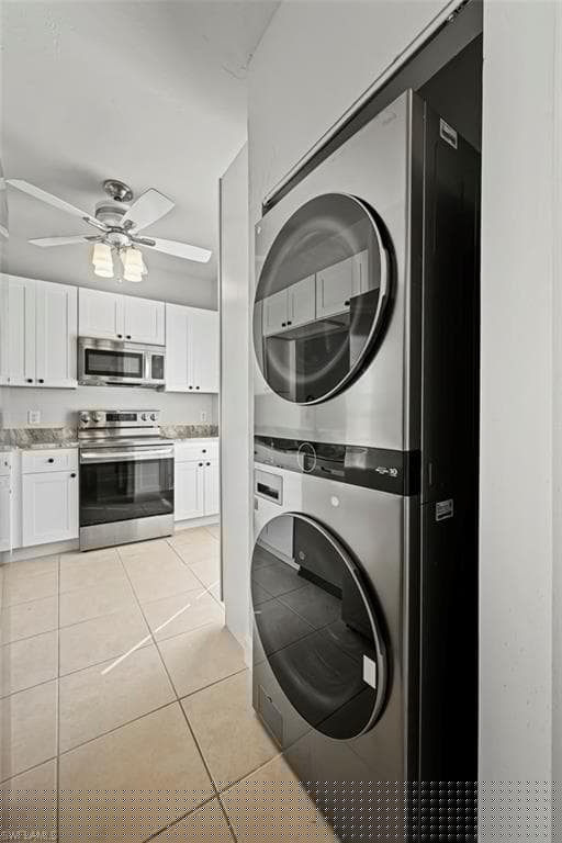 6111 Lake Front Dr, Fort Myers, FL 33908-4