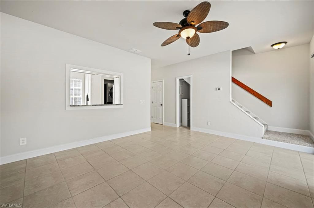 6111 Lake Front Dr, Fort Myers, FL 33908-7