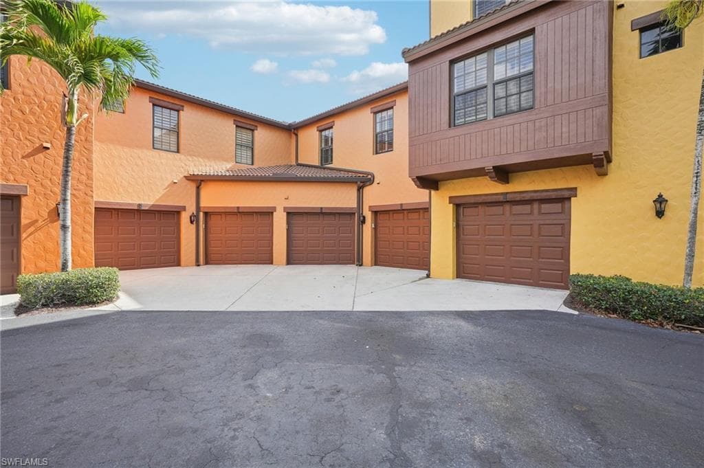 9081 Albion Ln S 6506, Naples, FL 34113-31