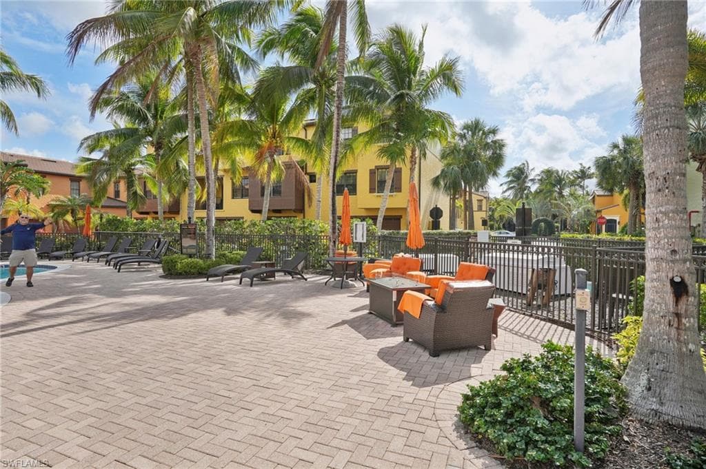 9081 Albion Ln S 6506, Naples, FL 34113-33