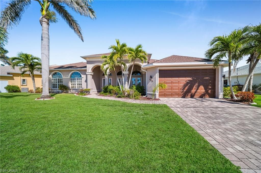 2605 Beach Pkwy W, Cape Coral, FL 33914-1