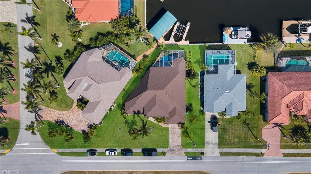 2605 Beach Pkwy W, Cape Coral, FL 33914-32