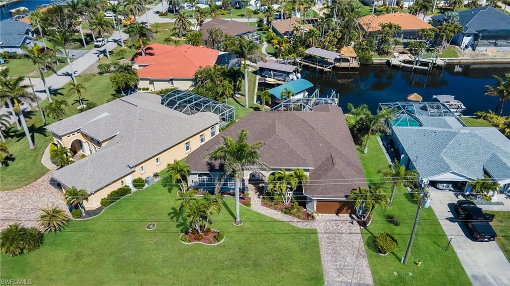 2605 Beach Pkwy W, Cape Coral, FL 33914-33