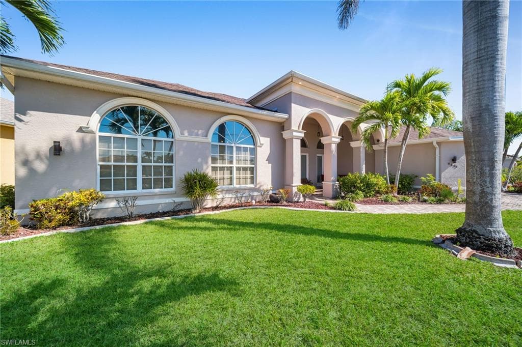 2605 Beach Pkwy W, Cape Coral, FL 33914-4