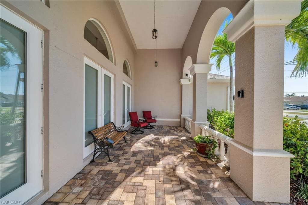 2605 Beach Pkwy W, Cape Coral, FL 33914-5