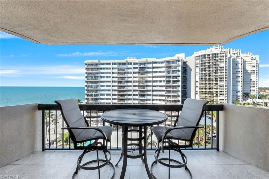 4001 Gulf Shore Blvd N 902, Naples, FL 34103-18