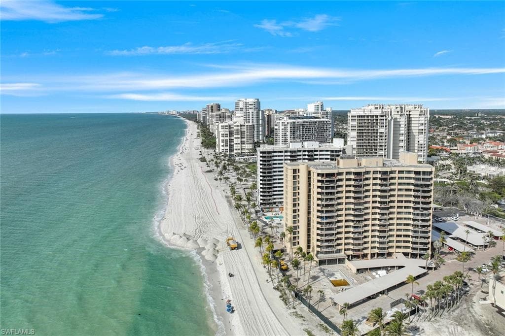4001 Gulf Shore Blvd N 902, Naples, FL 34103-21