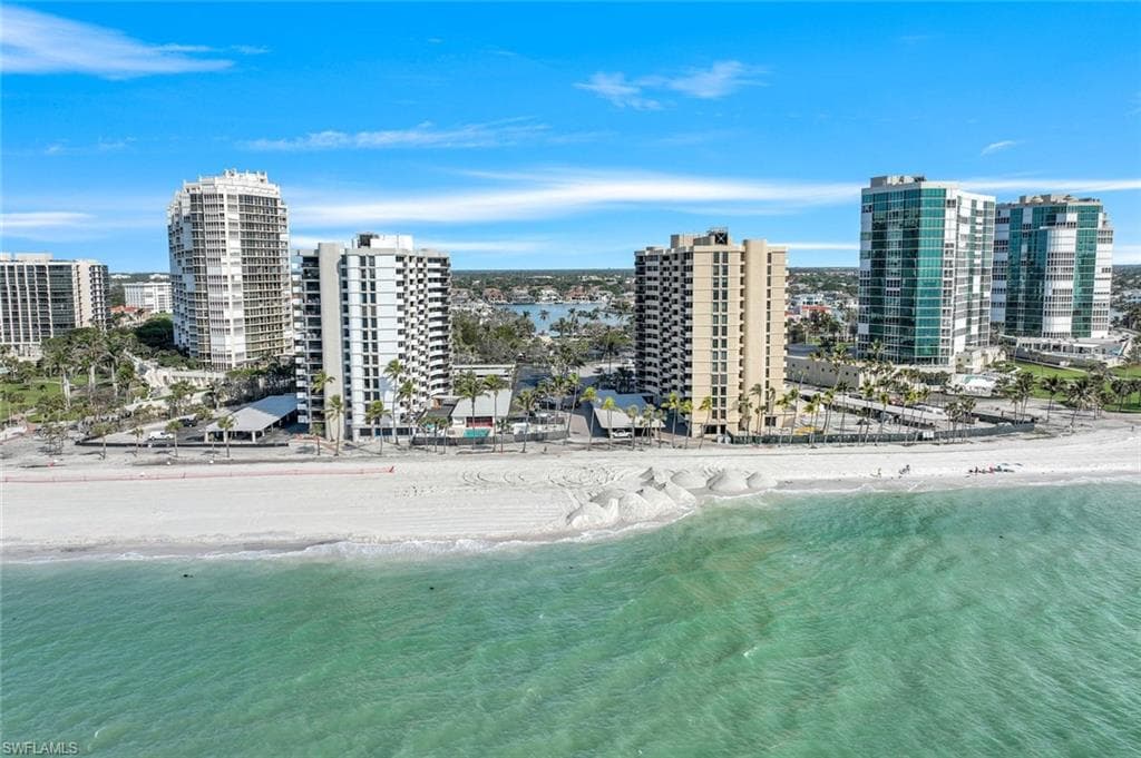4001 Gulf Shore Blvd N 902, Naples, FL 34103-23