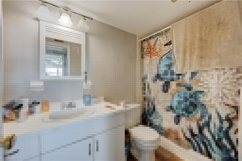 900 8th Ave S 204, Naples, FL 34102-6