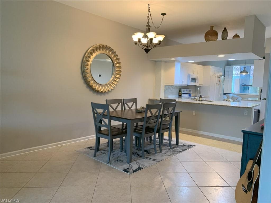 6820 Beach Resort Dr 11, Naples, FL 34114-9