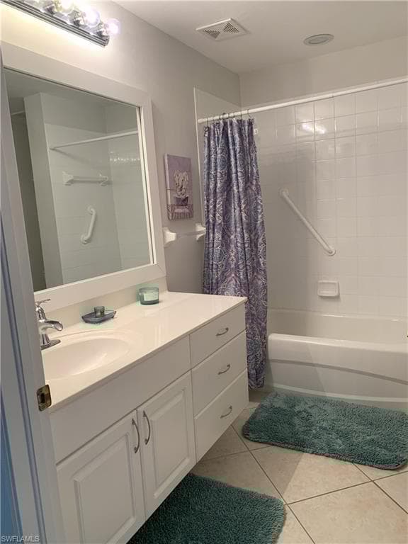 6820 Beach Resort Dr 11, Naples, FL 34114-15