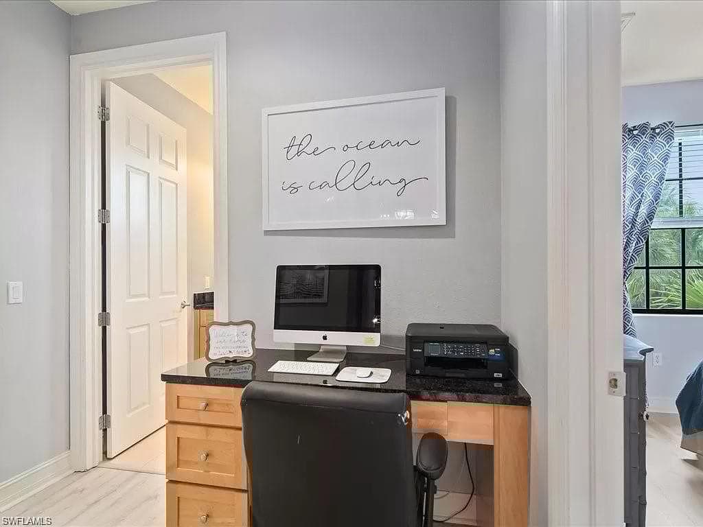 9163 Delano St 10004, Naples, FL 34113-14