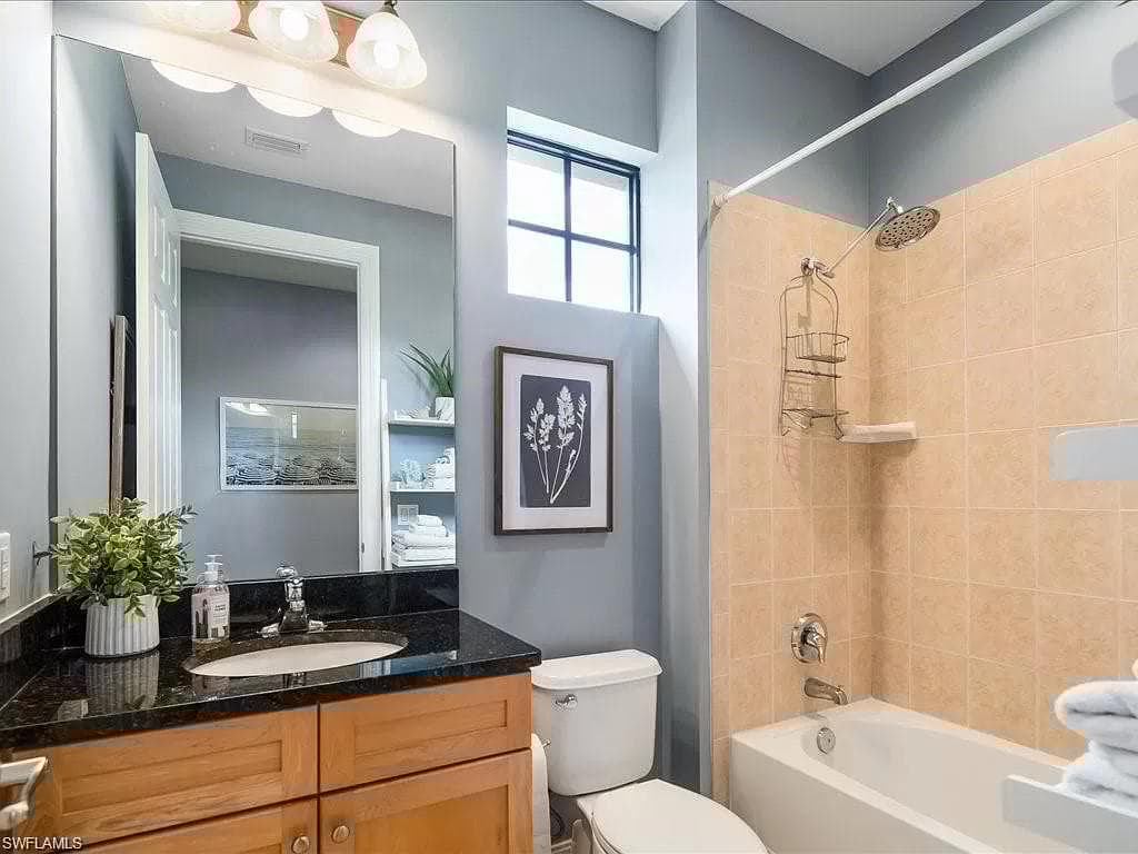 9163 Delano St 10004, Naples, FL 34113-16