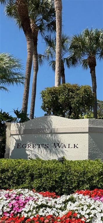 934 Egrets Run 204, Naples, FL 34108-27