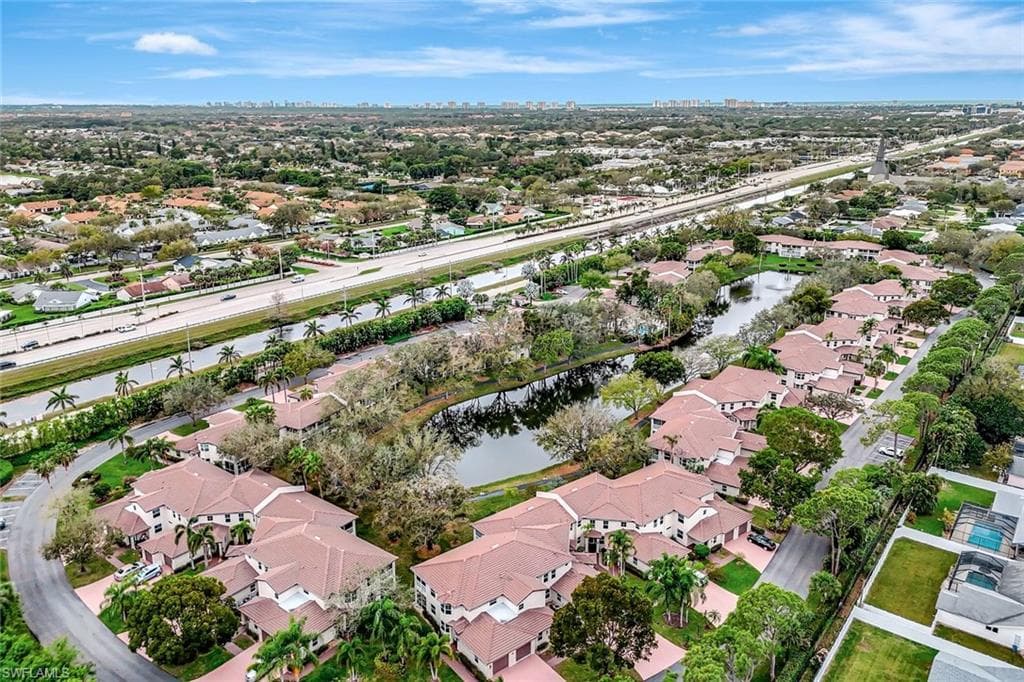 800 Diamond Cir NE 805, Naples, FL 34110-34