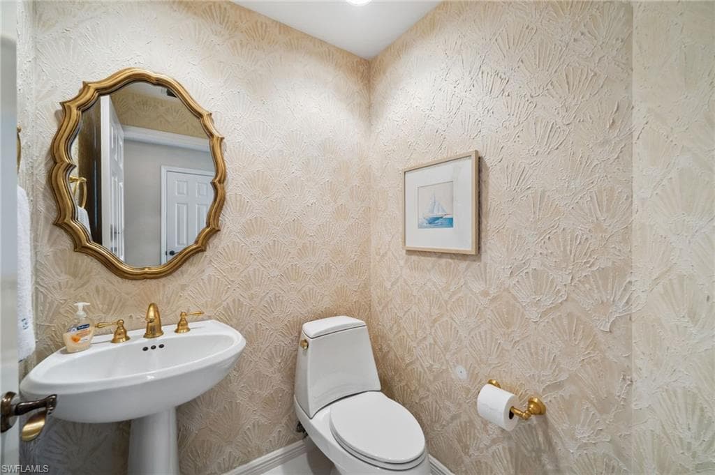7225 Pelican Bay Blvd 2101, Naples, FL 34108-17