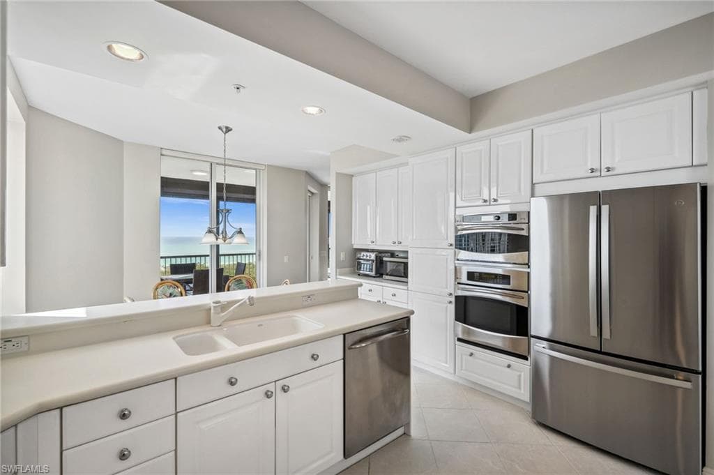 7225 Pelican Bay Blvd 2101, Naples, FL 34108-23