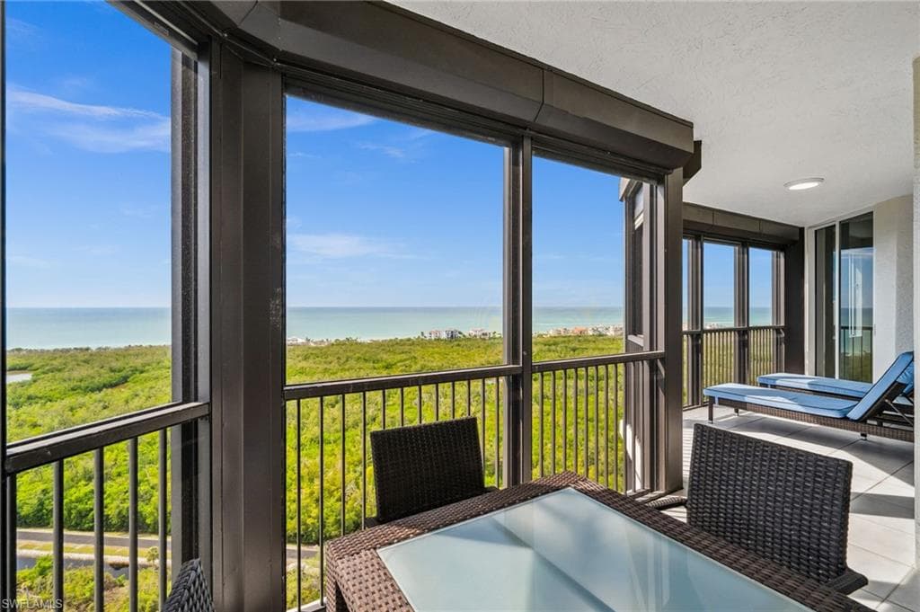 7225 Pelican Bay Blvd 2101, Naples, FL 34108-25