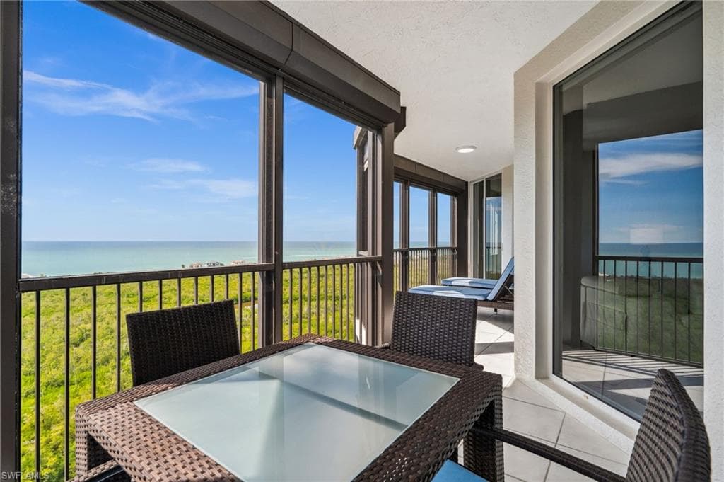 7225 Pelican Bay Blvd 2101, Naples, FL 34108-26