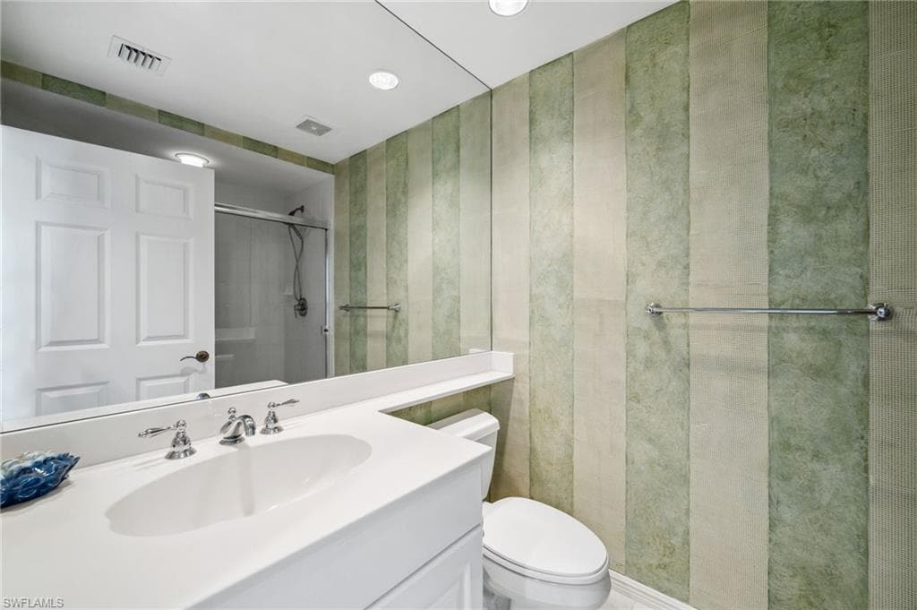 7225 Pelican Bay Blvd 2101, Naples, FL 34108-29