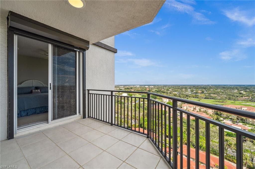 7225 Pelican Bay Blvd 2101, Naples, FL 34108-33