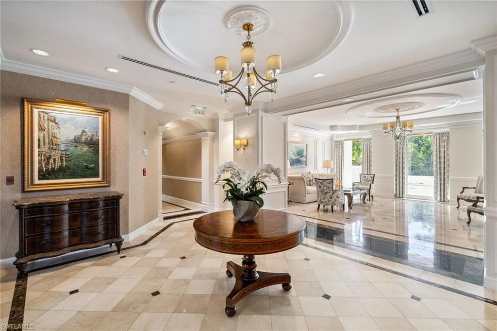 7225 Pelican Bay Blvd 2101, Naples, FL 34108-38