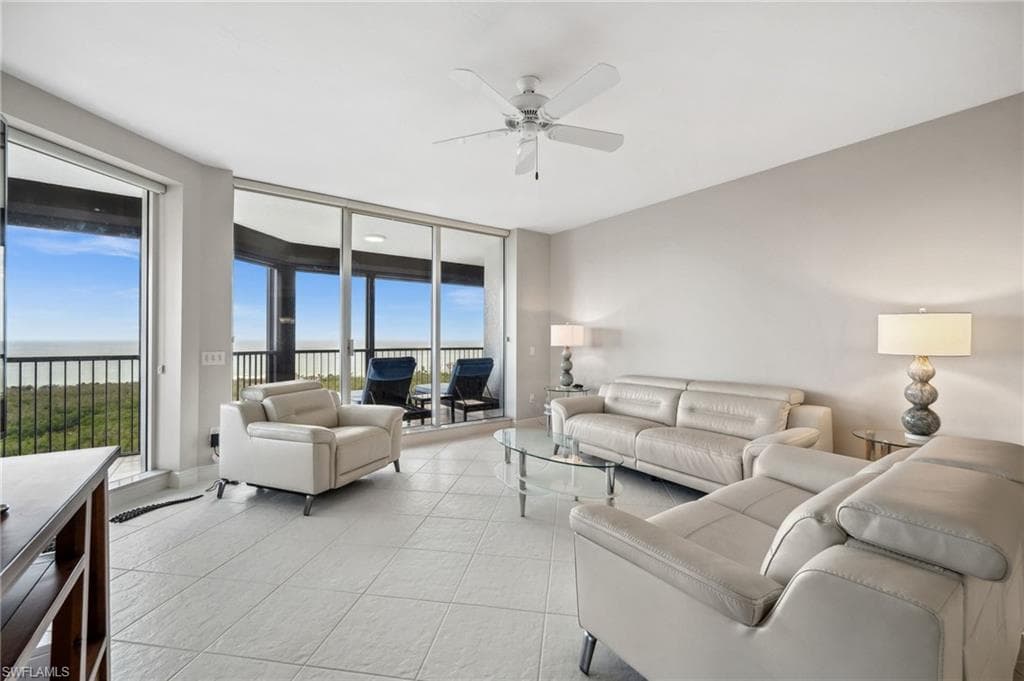 7225 Pelican Bay Blvd 2101, Naples, FL 34108-3