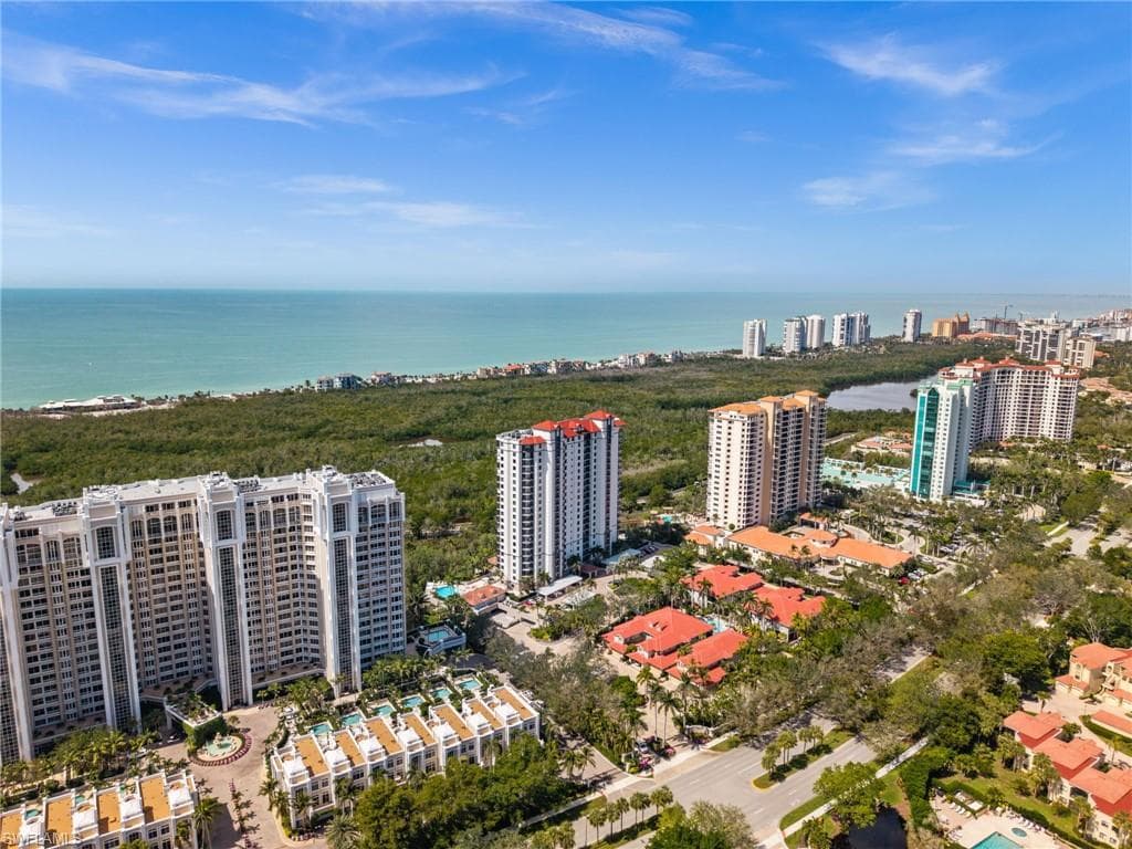 7225 Pelican Bay Blvd 2101, Naples, FL 34108-43