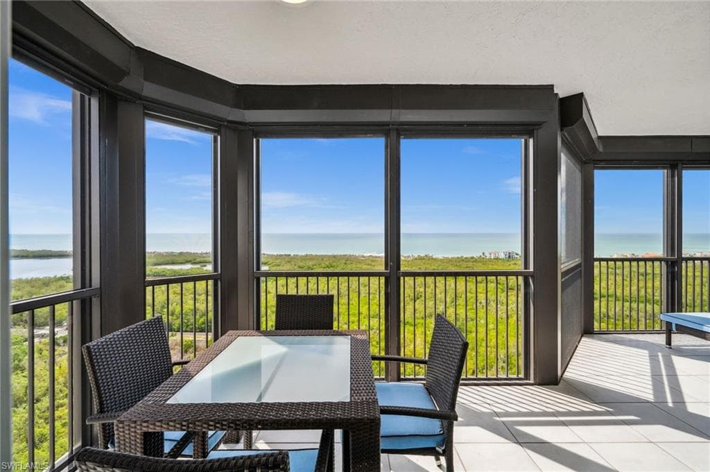 7225 Pelican Bay Blvd 2101, Naples, FL 34108-5