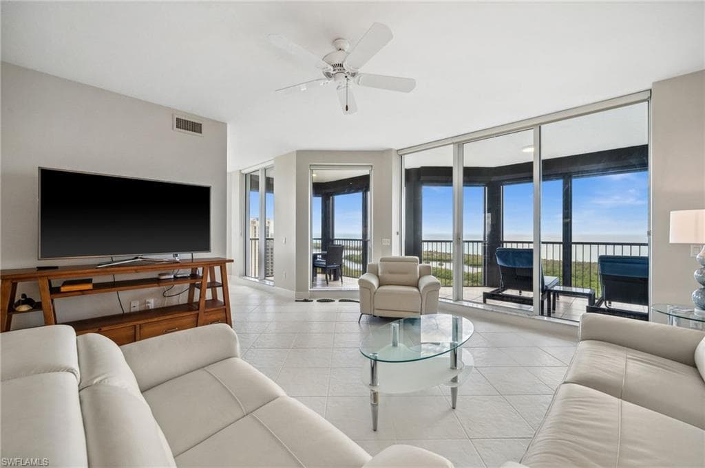 7225 Pelican Bay Blvd 2101, Naples, FL 34108-7
