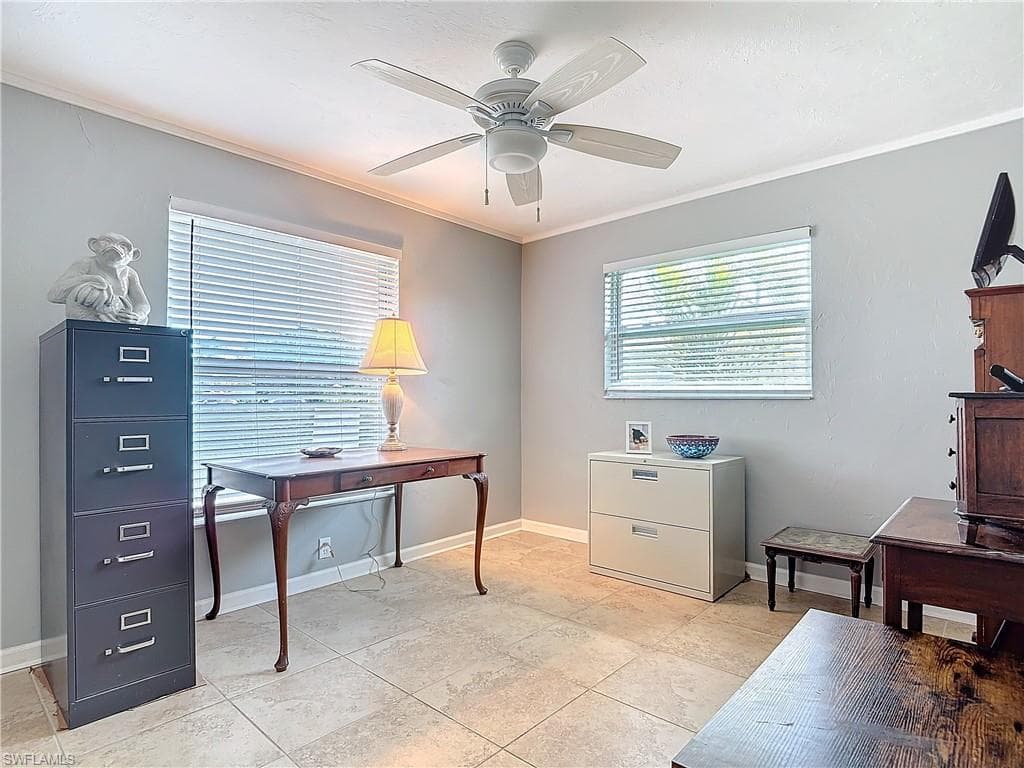 4364 Beechwood Lake Dr, Naples, FL 34112-25