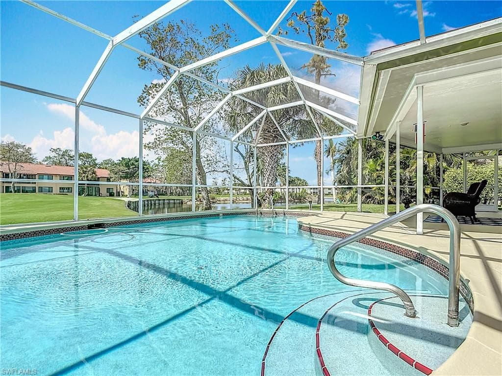 4364 Beechwood Lake Dr, Naples, FL 34112-36