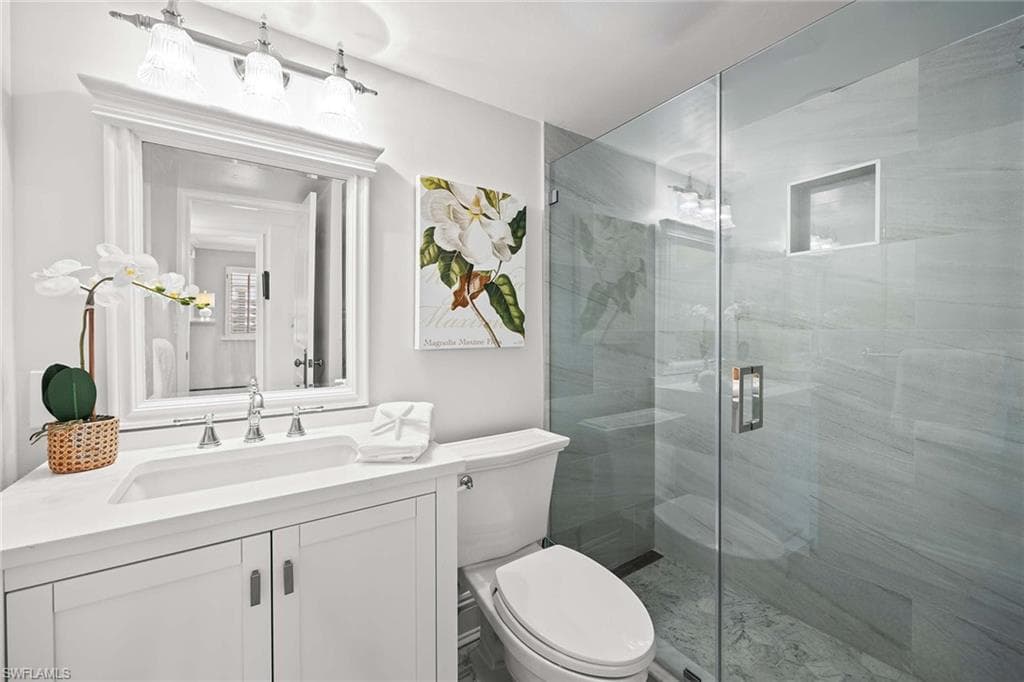 666 3rd St S 101, Naples, FL 34102-11