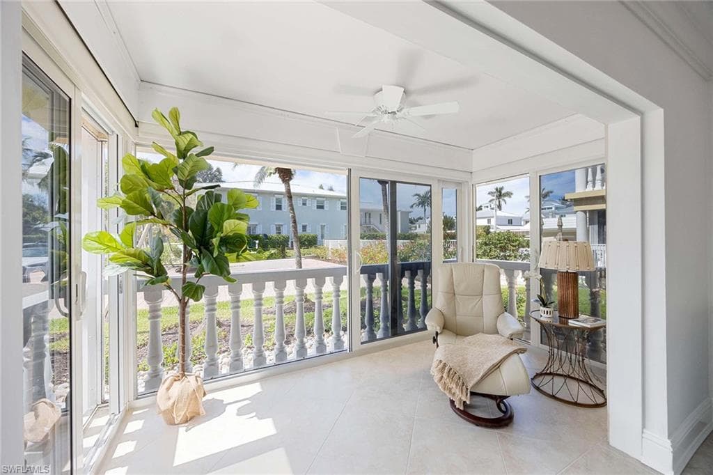 666 3rd St S 101, Naples, FL 34102-14