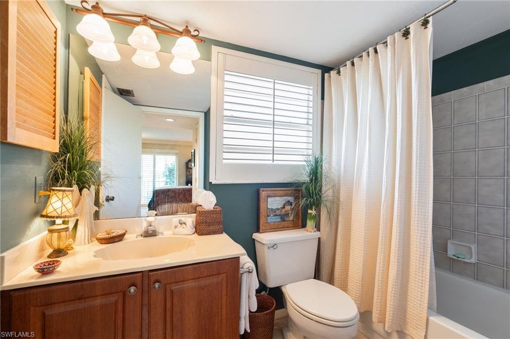 125 Collier Blvd B202, Marco Island, FL 34145-16