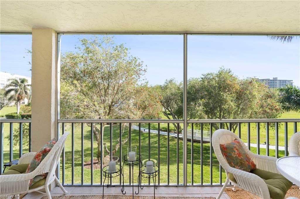 125 Collier Blvd B202, Marco Island, FL 34145-17